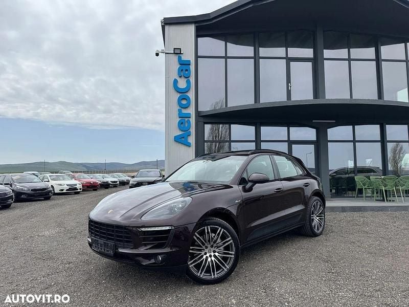 Culoaremaro Second-hand 2014 Porsche Macan SUV | 24.990 EUR (Preț OK) - Imagine 1/4