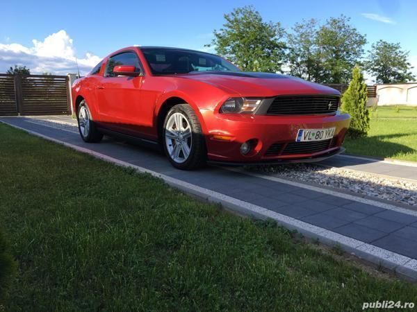 Utilizat 2010 Ford Mustang Coupe | 12.000 EUR - Imagine 1/4