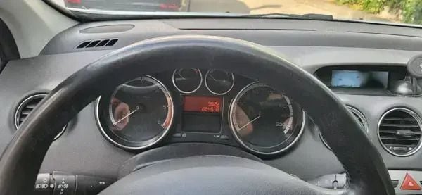 Utilizat 2013 Peugeot 308 Break | 2.850 EUR (Super Preț) - Imagine 1/4