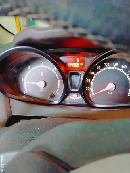 Utilizat 2012 Ford Fiesta Berlinǎ | 3.500 EUR (Preț OK) - Imagine 1/4