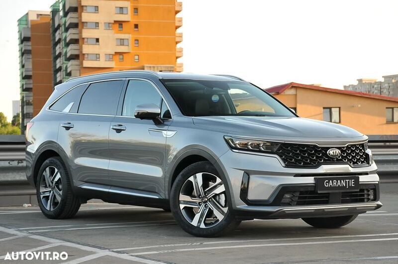 Gri Utilizat 2021 Kia Sorento Premium SUV | 29.690 EUR - Imagine 1/4