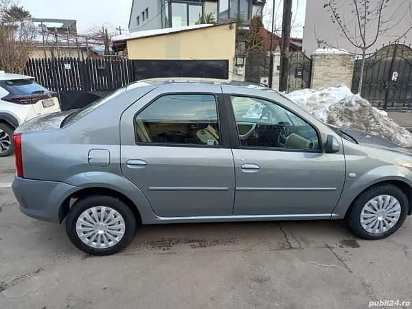 Utilizat 2011 Dacia Logan Berlinǎ | 3.450 EUR (Preț OK) - Imagine 1/4