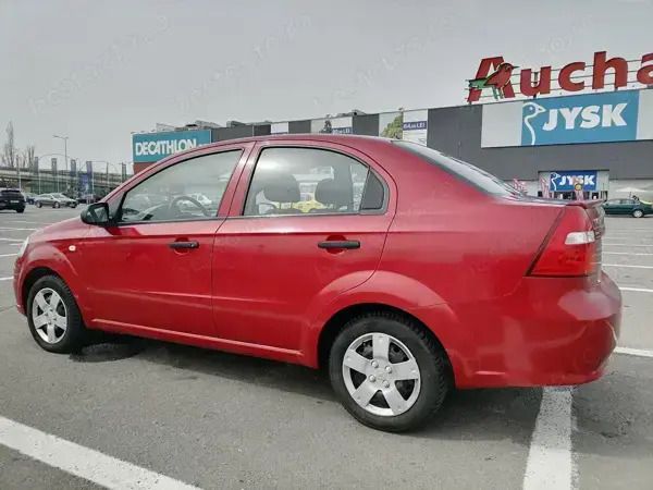Visiniu Utilizat 2011 Chevrolet Aveo Berlinǎ | 3.000 EUR - Imagine 1/4