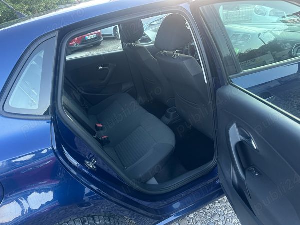 Second-hand VW Polo 90 CP (66 kW) 2012 Albastru Hatchback