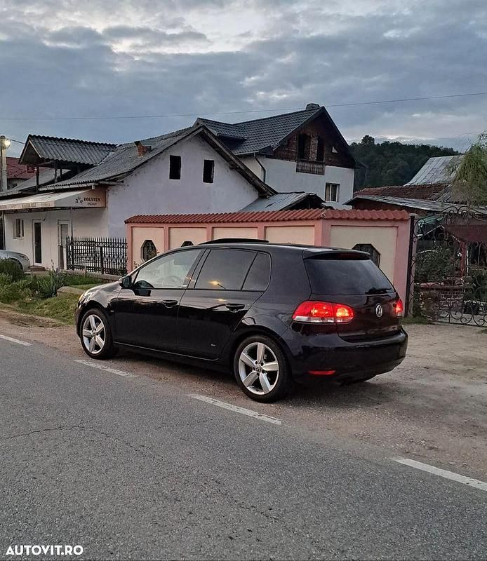 Second-hand VW Golf VI Highline 122 CP (89 kW) 2011 Culoarenegru Hatchback