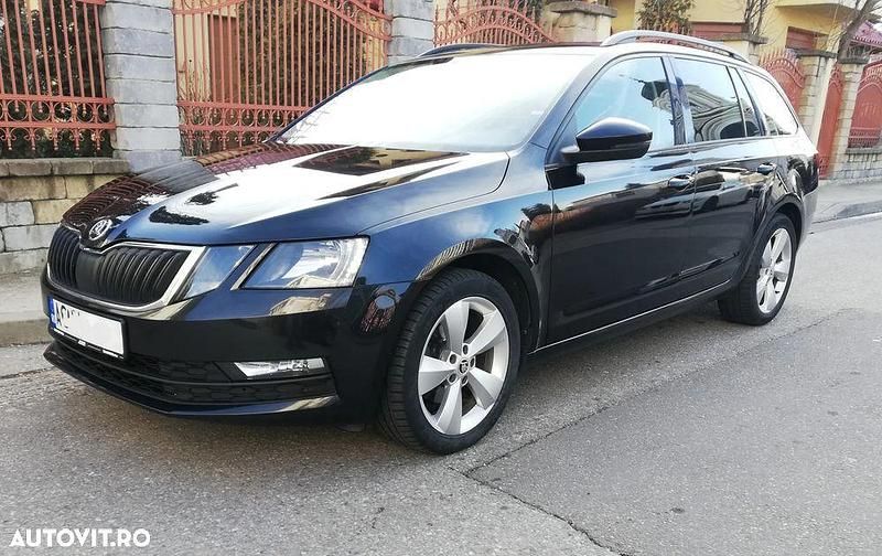 Negru Utilizat 2017 Skoda Octavia Ambition Break | 10.900 EUR (Preț OK) - Imagine 1/4