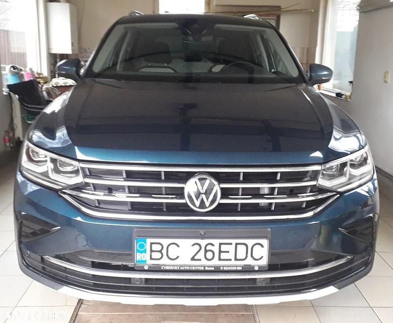 Culoarealbastru Utilizat 2022 VW Tiguan Elegance SUV | 29.000 EUR (Preț OK) - Imagine 1/4