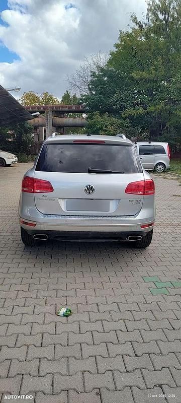 Culoaregri Utilizat 2017 VW Touareg SUV | 23.700 EUR - Imagine 1/4