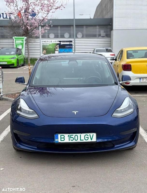 Culoarealbastru Utilizat 2019 Tesla Model 3 Berlinǎ | 19.450 EUR (Super Preț) - Imagine 1/4