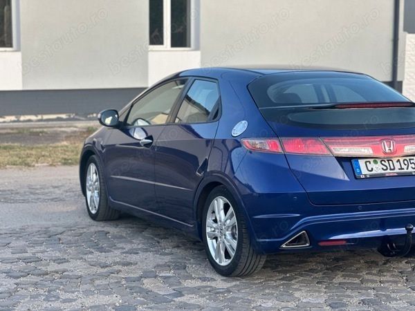 Second-hand Honda Civic Sport 140 CP (102 kW) 2010 Albastru Hatchback