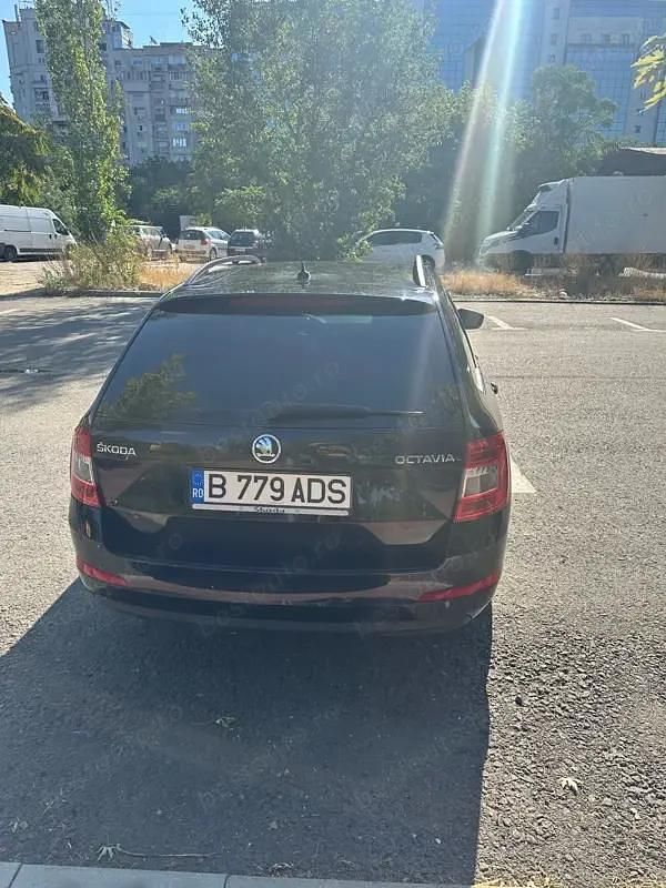 Second-hand Skoda Octavia 110 CP (80 kW) 2015 Negru Hatchback