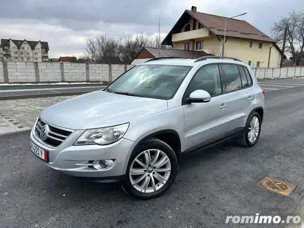 Argintiu Utilizat 2009 VW Tiguan SUV | 6.600 EUR (Preț bun) - Imagine 1/4