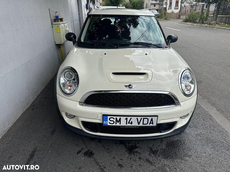 Culoarebej Utilizat 2013 Mini Clubman Break | 6.250 EUR - Imagine 1/4