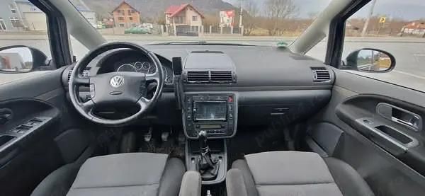 Second-hand VW Sharan 103 CP (75 kW) 2007 Monovolum