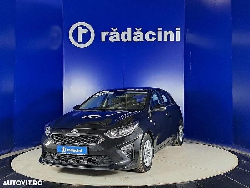Negru Utilizat 2021 Kia Ceed Hatchback | 16.250 EUR (Preț OK) - Imagine 1/4