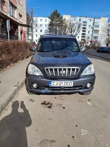 Gri Utilizat 2004 Hyundai Terracan SUV | 3.800 EUR - Imagine 1/4