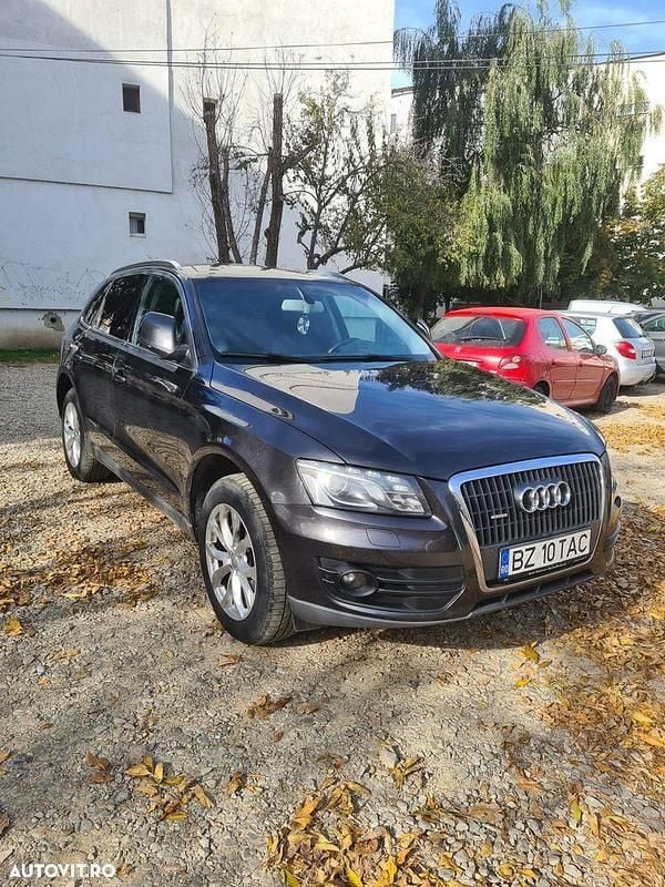 Culoaregri Utilizat 2010 Audi Q5 SUV | 10.650 EUR (Puțin scump) - Imagine 1/4