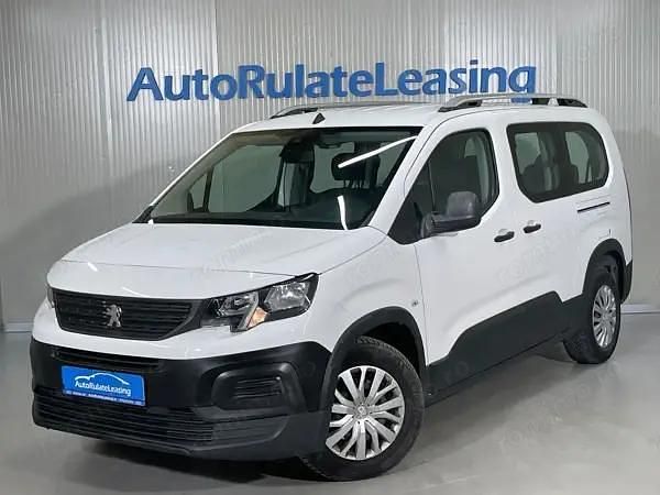 Culoarealb Second-hand 2019 Peugeot Rifter Active Monovolum | 11.990 EUR - Imagine 1/4