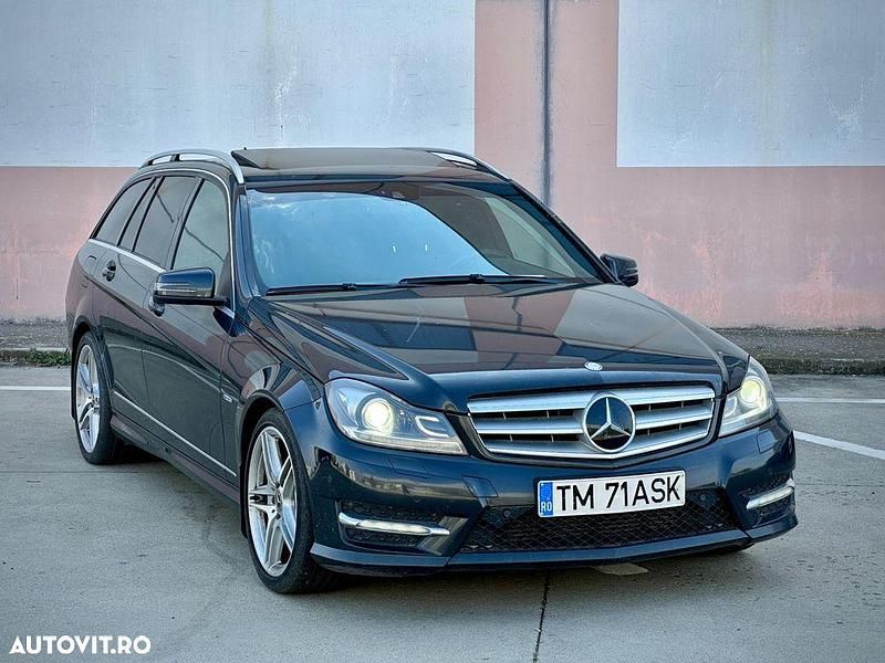 Culoarenegru Utilizat 2011 Mercedes C250 Avantgarde Break | 8.800 EUR (Preț OK) - Imagine 1/4
