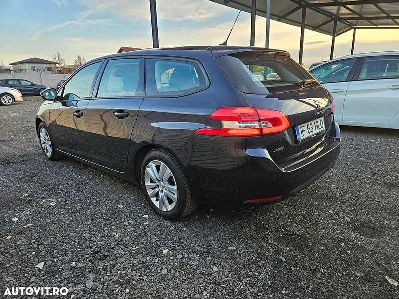 Second-hand Peugeot 308 Business-Line 99 CP (72 kW) 2017 Culoarealbastru Break