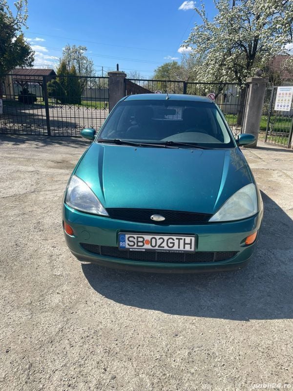 Utilizat 2001 Ford Focus Berlinǎ | 900 EUR (Preț OK) - Imagine 1/4