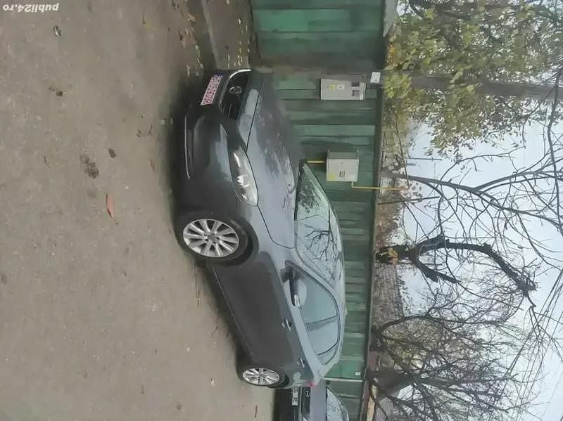 Utilizat 2013 Volvo V40 Hatchback | 5.590 EUR (Preț OK) - Imagine 1/2