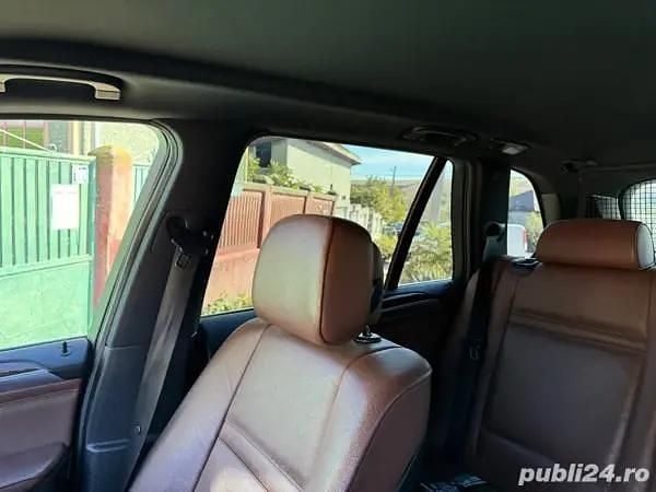 Second-hand BMW X5 245 CP (180 kW) 2011 Negru SUV