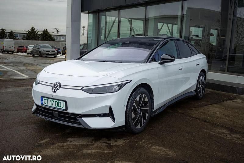 Second-hand VW ID.7 Pro 210 kW (286 CP) 2024 Culoarealb Berlinǎ