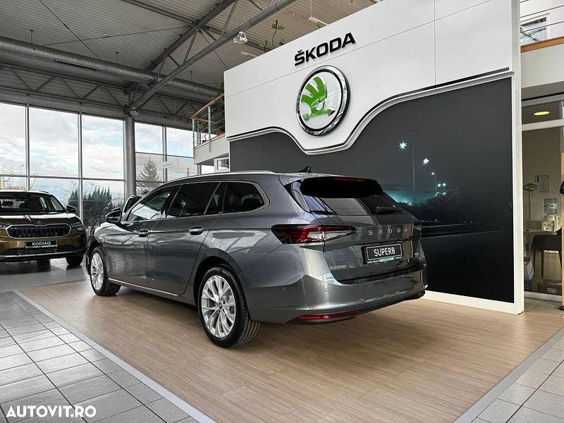 Nouă Skoda Superb Selection 193 CP (141 kW) 2025 Culoaregri Break