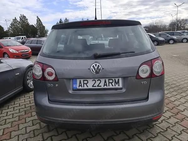 Second-hand VW Golf IV 105 CP (77 kW) 2005 Gri Hatchback