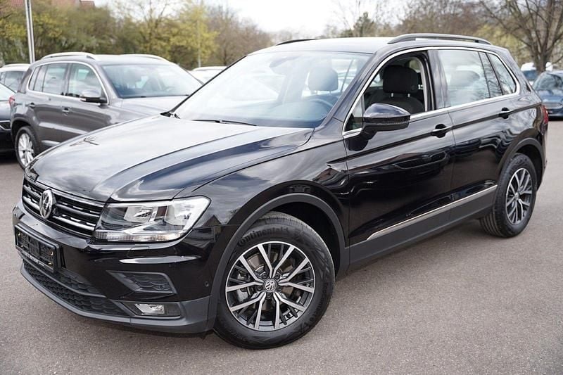 Utilizat 2020 VW Tiguan Comfortline SUV | 27.416 EUR (Scump) - Imagine 1/1