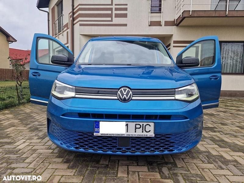 Second-hand VW Caddy Style 122 CP (89 kW) 2021 Culoarealbastru Monovolum