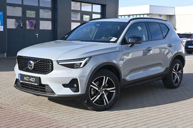 Second-hand Volvo XC40 Plus 163 CP (119 kW) 2025 SUV