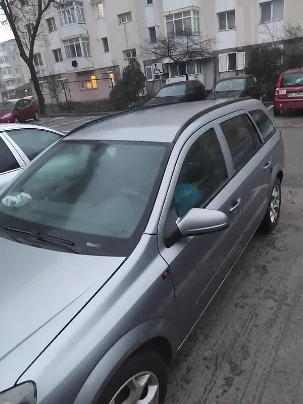 Second-hand Opel Astra 100 CP (73 kW) 2005 Hatchback