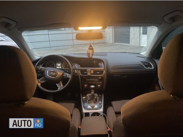 Second-hand Audi A4 177 CP (130 kW) 2012 Gri Berlinǎ