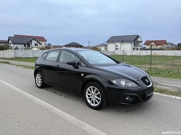 Utilizat 2012 Seat Leon Hatchback | 3.200 EUR (Super Preț) - Imagine 1/4