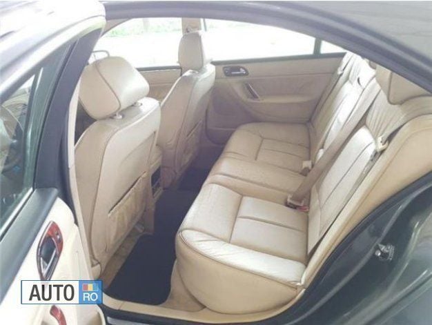 Second-hand Peugeot 607 136 CP (100 kW) 2006 Verde Berlinǎ