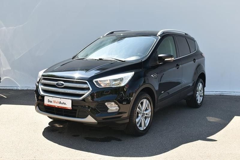 Negru normal Utilizat 2018 Ford Kuga Titanium SUV | 12.500 EUR (Super Preț) - Imagine 1/4