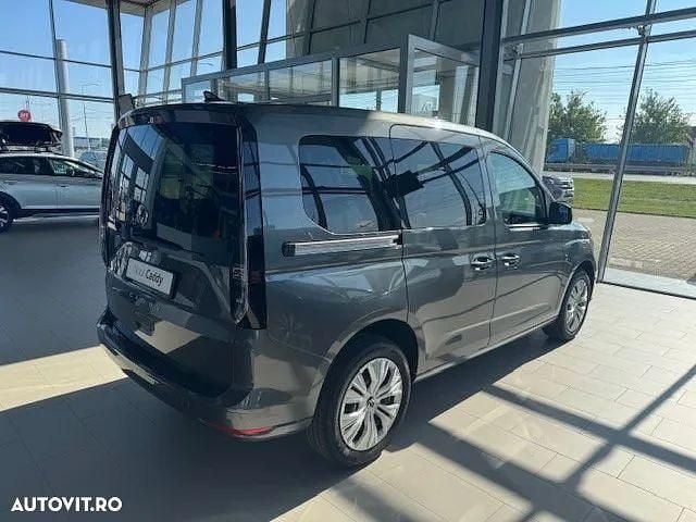 Nouă VW Caddy 102 CP (75 kW) 2025 Culoaregri Monovolum