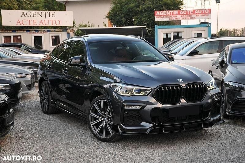 Gri Utilizat 2020 BMW X6 SUV | 53.900 EUR (Preț bun) - Imagine 1/4