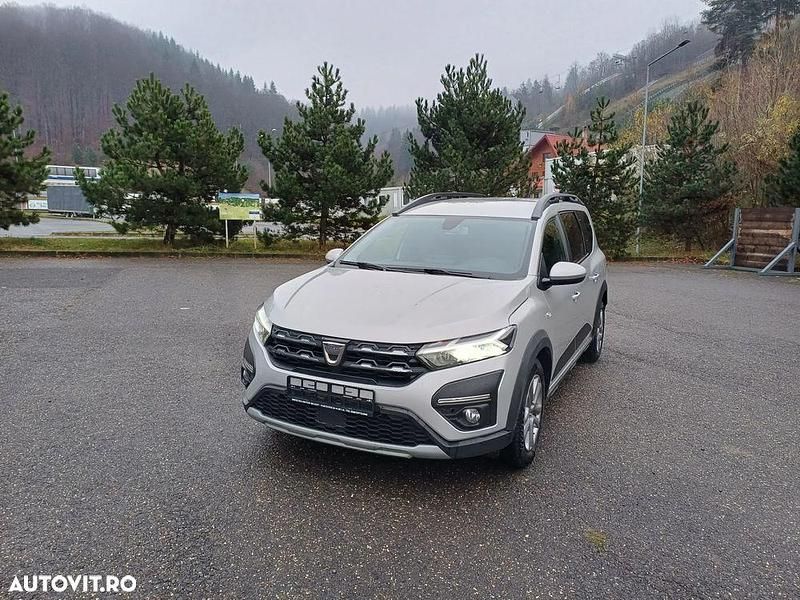 Culoaregri Utilizat 2022 Dacia Jogger Expression Monovolum | 10.750 EUR (Preț bun) - Imagine 1/4