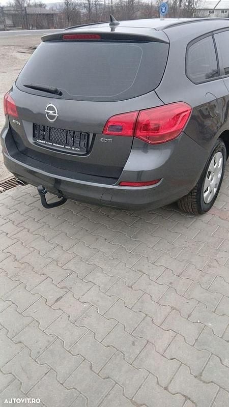 Second-hand Opel Astra Edition 150 CP (110 kW) 2012 Culoaregri