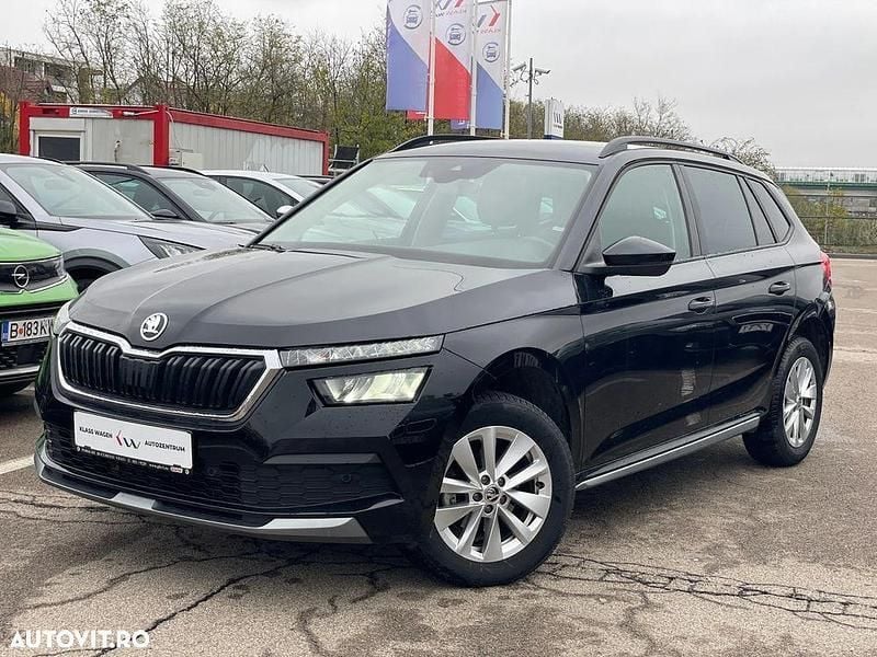 Culoarenegru Utilizat 2023 Skoda Kamiq SUV | 16.099 EUR (Preț bun) - Imagine 1/4