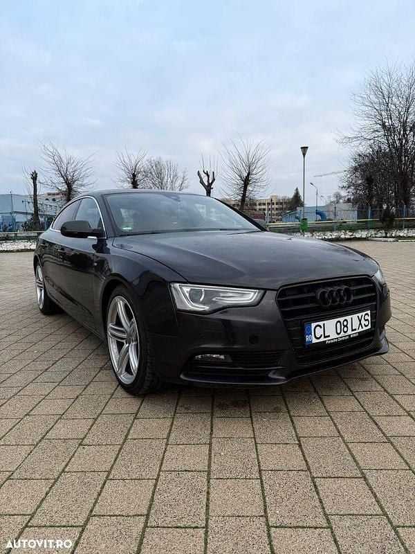 Second-hand Audi A5 S-Line 143 CP (105 kW) 2013 Culoaregri Coupe
