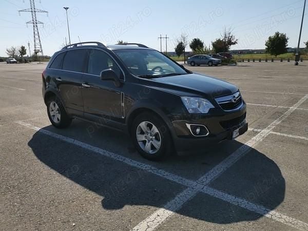 Negru Utilizat 2012 Opel Antara Cosmo SUV | 5.200 EUR (Preț OK) - Imagine 1/4