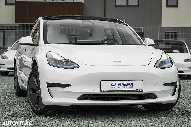 Culoarealb Utilizat 2021 Tesla Model 3 Standard Range Plus Berlinǎ | 27.104 EUR (Preț OK) - Imagine 1/4