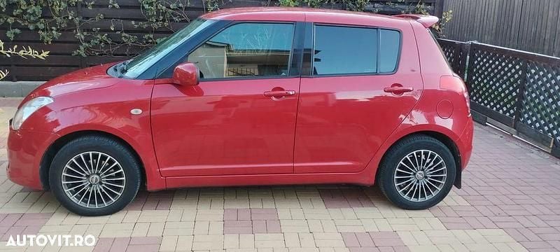 Culoarerosu Utilizat 2009 Suzuki Swift Hatchback | 3.900 EUR - Imagine 1/4