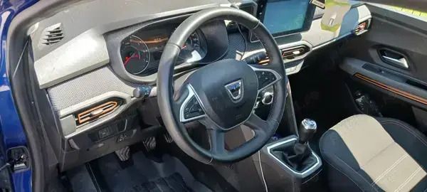 Albastru Utilizat 2022 Dacia Sandero Comfort Hatchback | 11.500 EUR (Preț OK) - Imagine 1/4