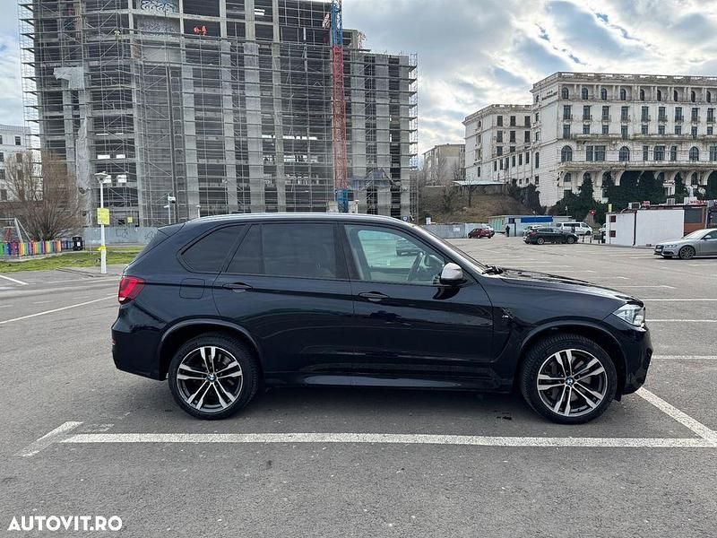 Second-hand BMW X5 Comfort Edition 381 CP (280 kW) 2018 Culoarenegru SUV