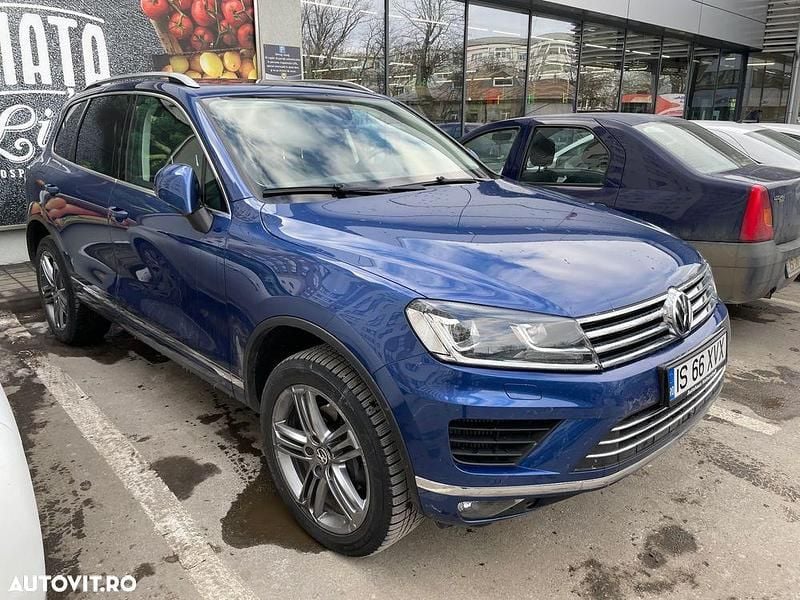 Second-hand VW Touareg 262 CP (192 kW) 2016 Culoarealbastru SUV